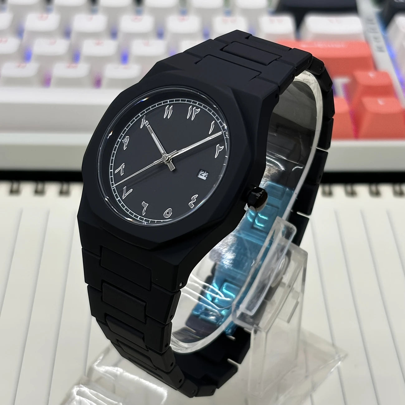 Black Aura Watch – Minimalist Luxury Timepiece